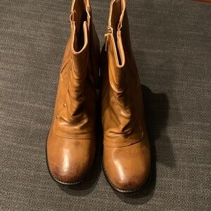 Pierre Dumas Tan Heeled Boots